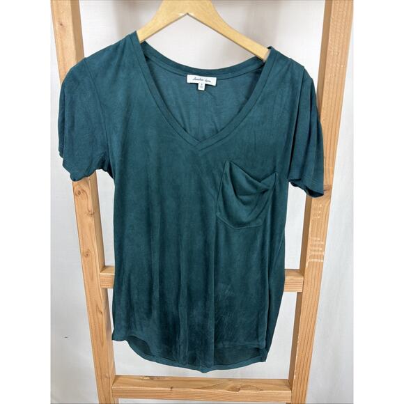 Dear John Tops - NWT Dear John Another Love Green Pocket VNeck Short Sleeve Shirt #1080 Size SM